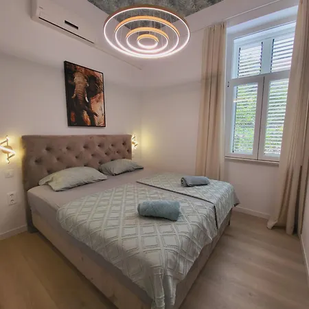 Lemon Garden Apartmant 아파트 *