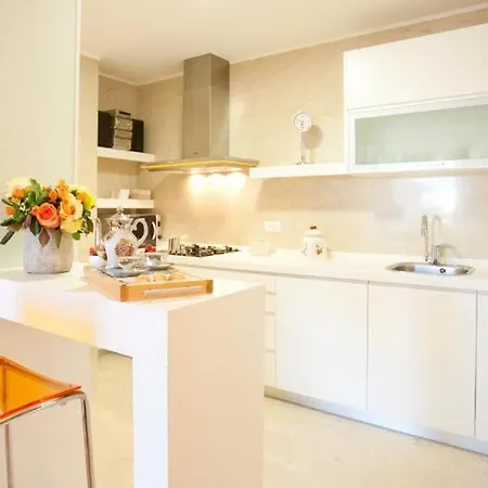 Lemon Garden Apartmant شقة سبليت